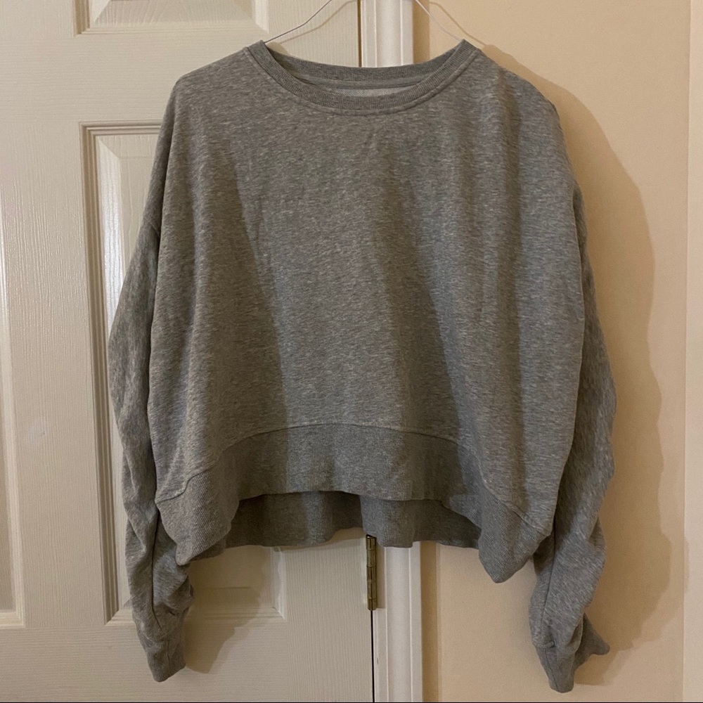 ❌SOLD OUT❌ Urban Outfitters twist sweatshirt